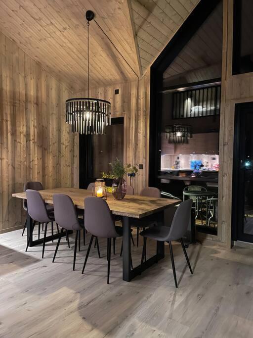 Skaidi Logde- Near Salomon River And Golf Course Apartment Hammerfest Luaran gambar